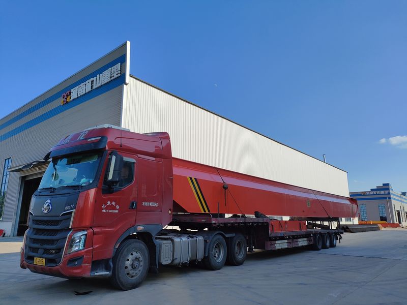 安徽某建材公司，采購我公司一臺32噸電動單梁起重機