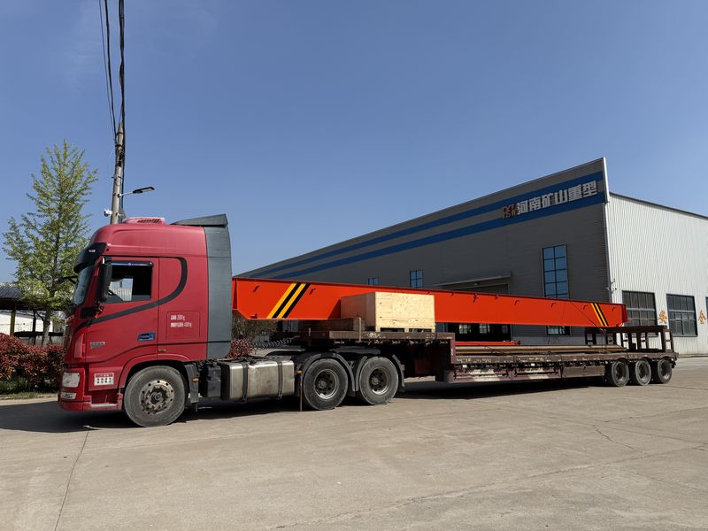 歐式單梁起重機 HD10t-16m 制作完成 裝車發(fā)出